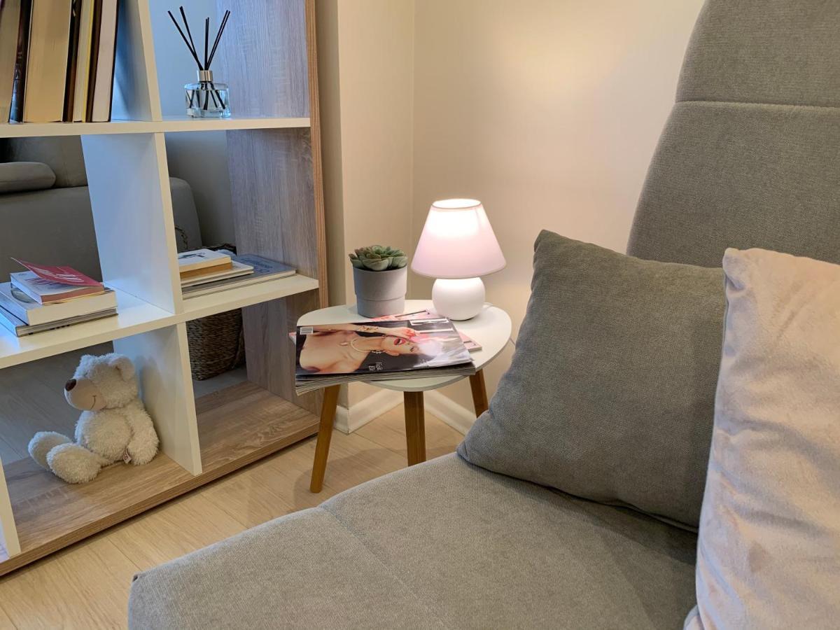 Apartman Hideout In Style