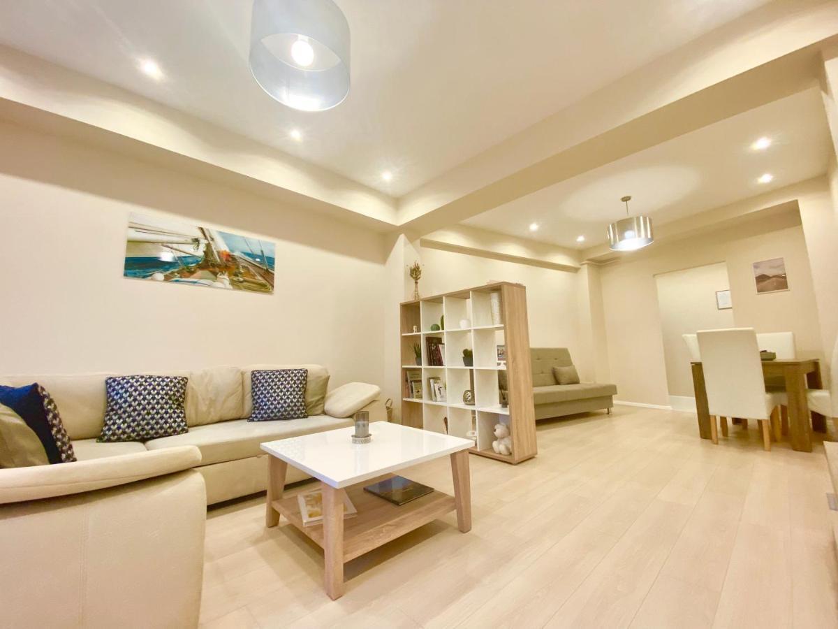 Hideout In Style Apartman *